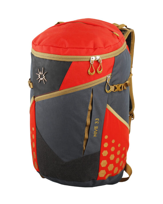 תיק גב אדום שחור